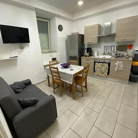 Terry'S House Apartment Наполи Екстериор снимка