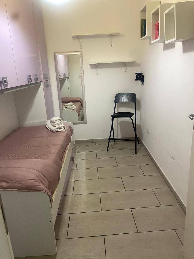 Terry'S House Apartment Наполи Екстериор снимка
