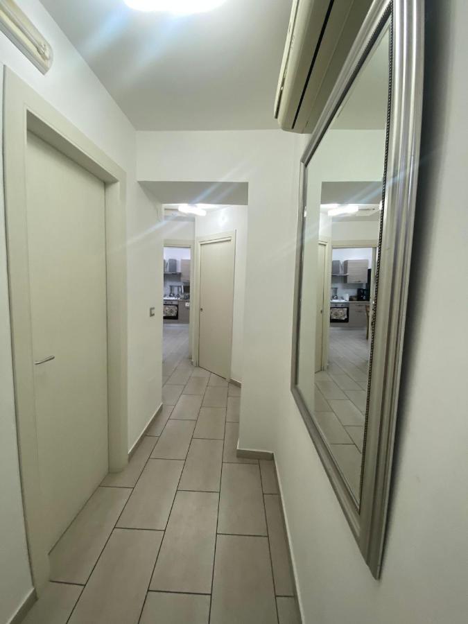 Terry'S House Apartment Наполи Екстериор снимка